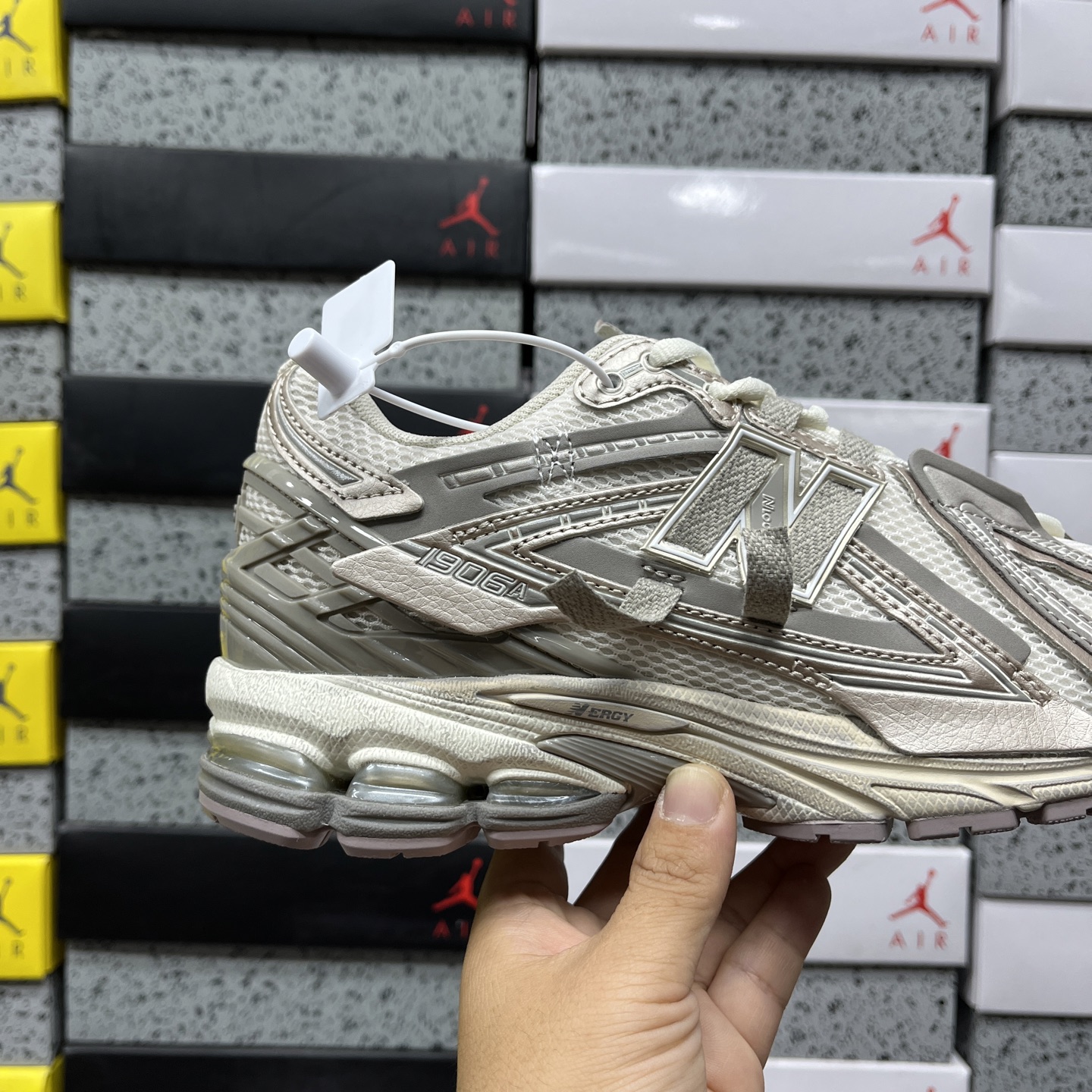 New Balance 1906A U19063VV 2